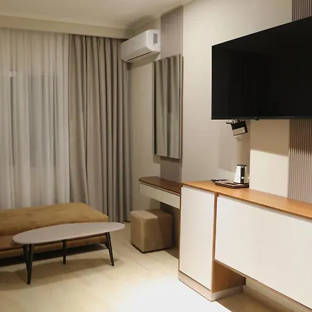 酒店 Anchor Luxury 4*