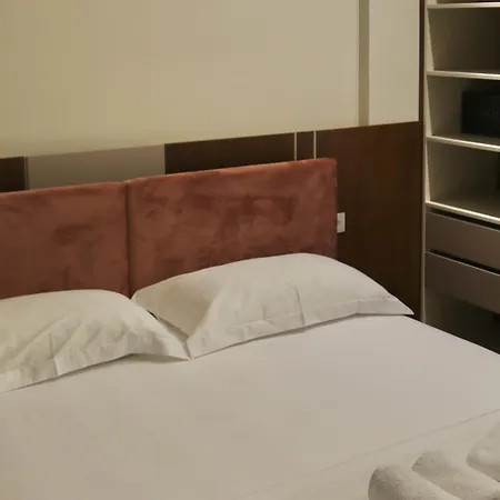 Anchor Luxury Vlorë
