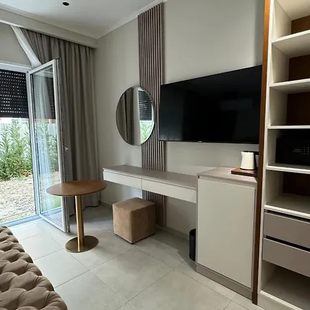 Anchor Luxury Влёра