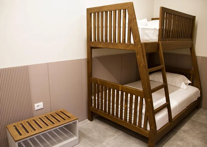 Anchor Luxury 4* Vlorë