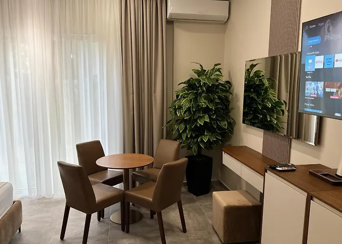 Anchor Luxury Hotel