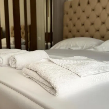 Anchor Luxury Hotel 4*