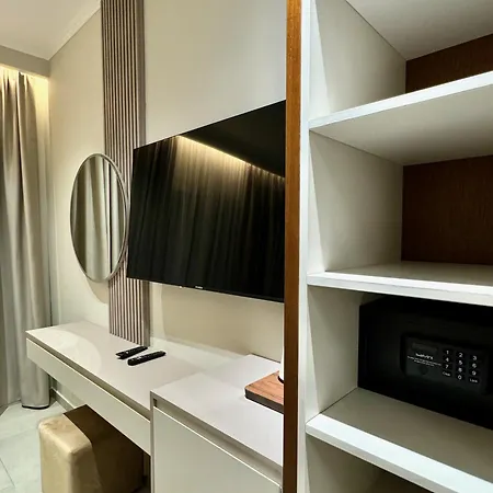 Anchor Luxury 4*