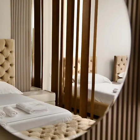 מלון Anchor Luxury