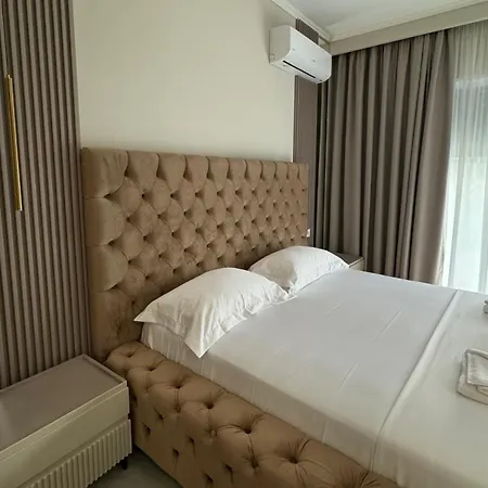 Anchor Luxury Hotel 4*