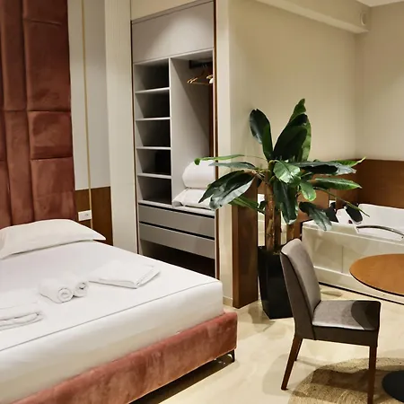Anchor Luxury Hotel 4*