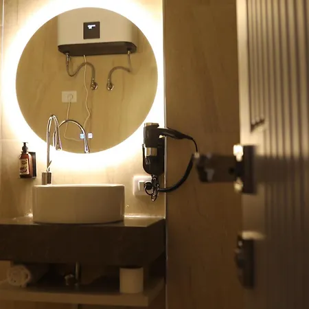 Hotel Anchor Luxury Vlorë