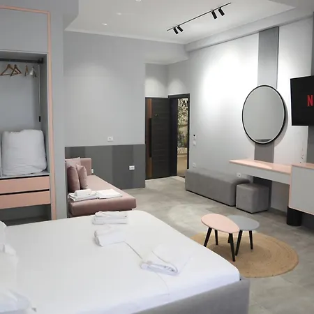 Anchor Luxury 4* Vlorë