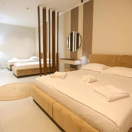 Anchor Luxury Hotel 4*