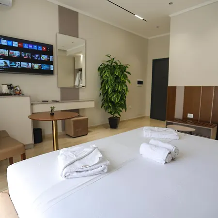 Anchor Luxury Hotel 4*