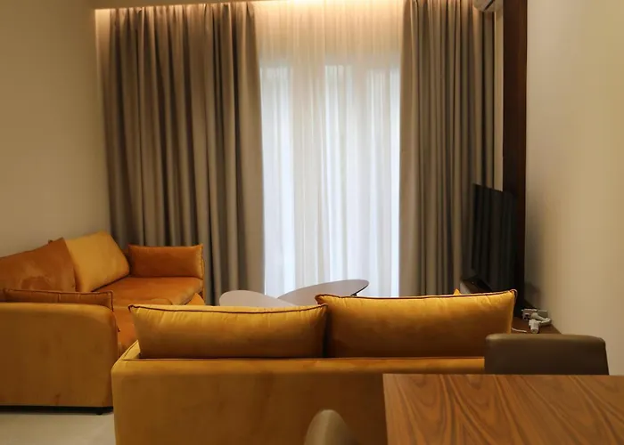 Anchor Luxury Влёра