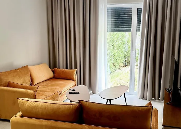 Anchor Luxury 4* Влёра