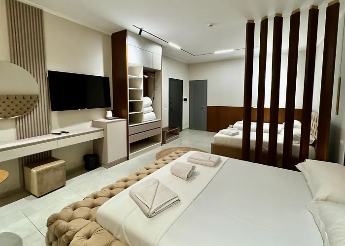 Отель Anchor Luxury Влёра