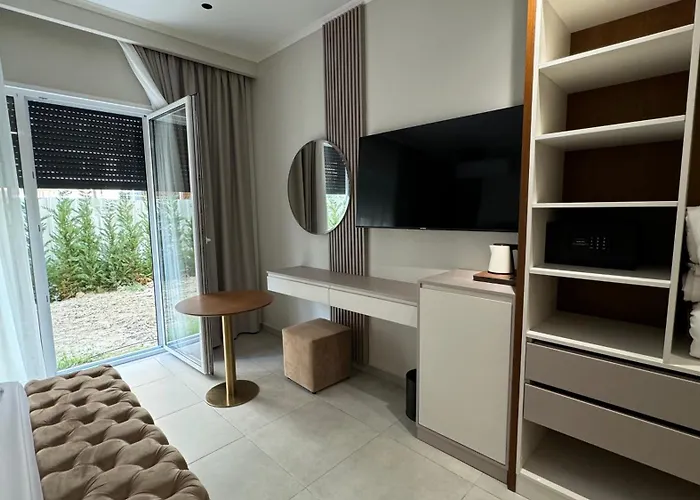 Anchor Luxury Влёра